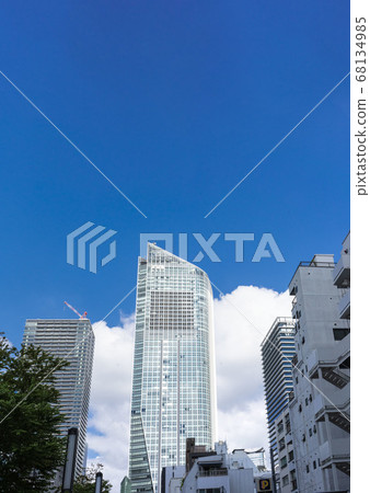 Tokyo Tormon Office Building Tokyo Tormon Office Building 68134985