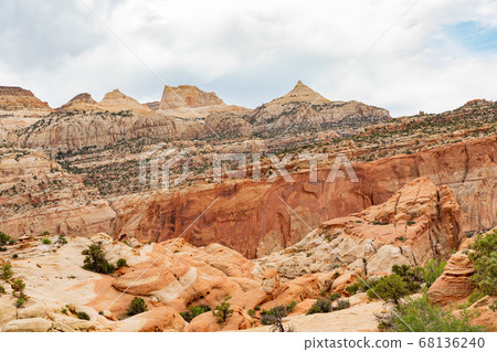 Beautiful landscape along the Cassidy Arch Trail 68136240