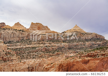 Beautiful landscape along the Cassidy Arch Trail 68136253
