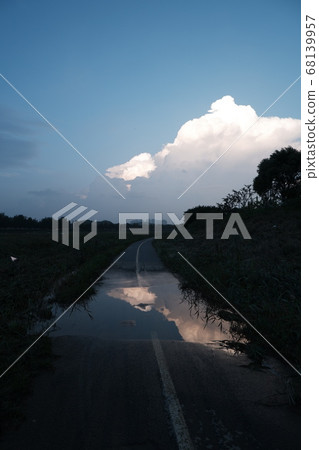 There was a lot of damage from the storm in Korea. Rainy season, storm, typhoon, rain, cloudy, damage, natural disaster 68139957