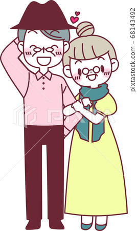 似乎是好朋友,雙臂交叉的年長夫婦 似乎是好朋友,雙臂交叉的年長夫婦 68143492