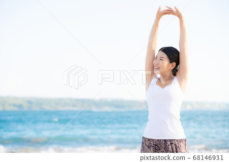 Female health image sea background Female health image sea background 68146931