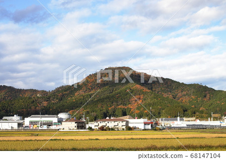 Kuroi城堡在秋天毀了南側 68147104