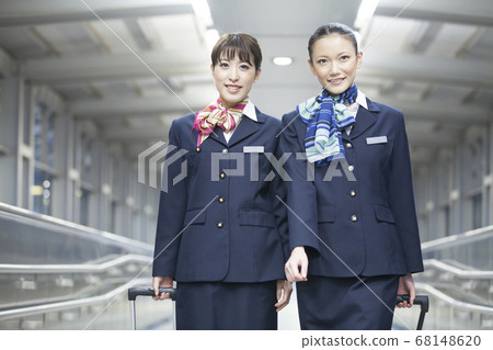 Cabin attendant  68148620