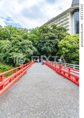 [Kanagawa Prefecture] Hakone Yumoto Hydrangea Bridge with bright red color 68151942