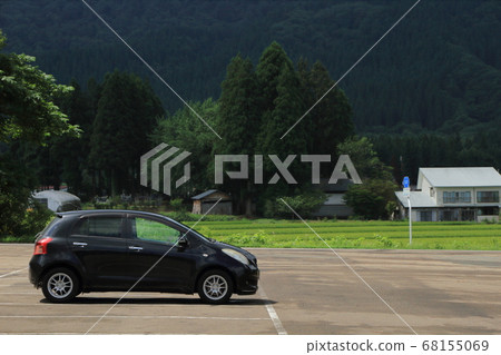 汽車和鄉村景觀 汽車和鄉村景觀 68155069