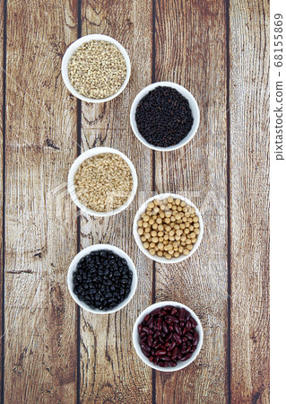 Grain,grain,bean Grain,grain,bean 68155869