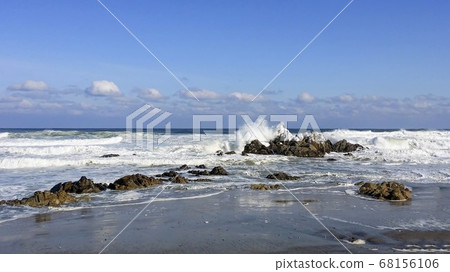Winter sea Winter sea 68156106