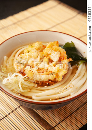 Kakiage Sanuki Udon 68163354