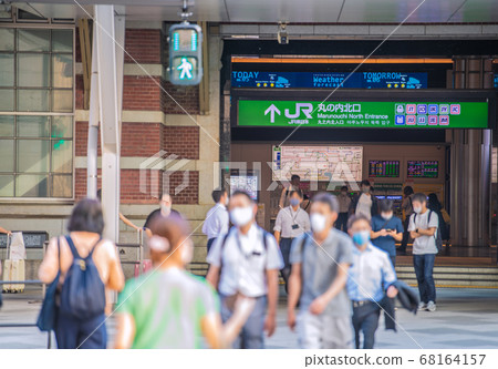 日本的東京城市景觀,東京車站,面具圖= 8月5日 日本的東京城市景觀,東京車站,面具圖= 8月5日 68164157