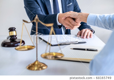 Handshake after good cooperation, Businesswoman Handshake after good cooperation, Businesswoman 68165749