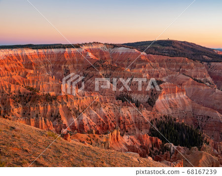 Beautiful landscape saw from Chessman Ridge 68167239