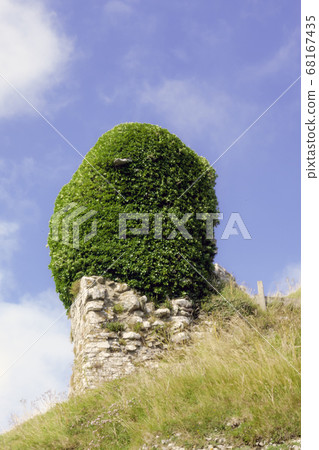 Remains of Corfe Castle, Dorset, United Kingdom Remains of Corfe Castle, Dorset, United Kingdom 68167435