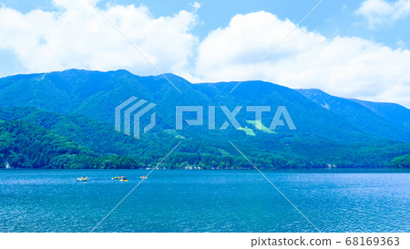 Shinshu: Aoki Lake in summer 68169363