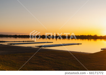 Hebeigata Lakeside at sunset Hebeigata Lakeside at sunset 68171772