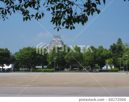 National treasure Himeji Castle seen from Ote-mae Park National treasure Himeji Castle seen from Ote-mae Park 68172008