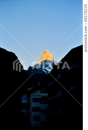 Swiss Matterhorn dyed red Swiss Matterhorn dyed red 68178220