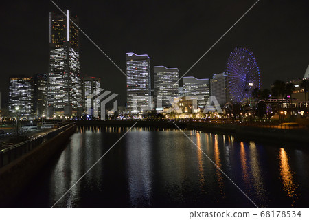Yokohama Minatomirai seen from Mangokubashi Yokohama Minatomirai seen from Mangokubashi 68178534