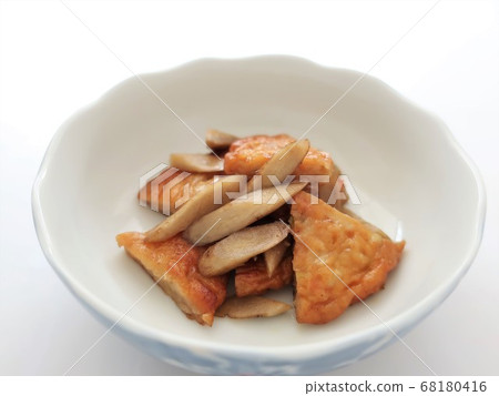 Delicious simmered burdock and Satsuma Delicious simmered burdock and Satsuma 68180416