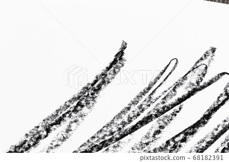 black white grungy crayons strockes texture black white grungy crayons strockes texture 68182391