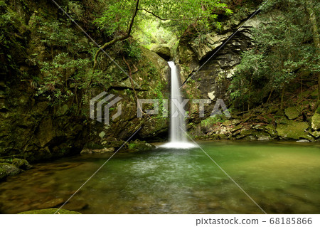 Hyakkensan Gorge, Amagei Falls 68185866