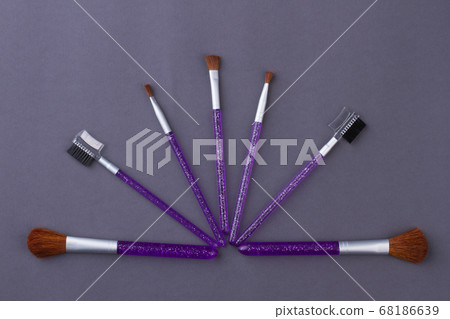 Set of various layout brushes. 68186639