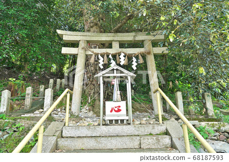 [Nyushuden Shrine（Kamahachimangu）]和歌山縣伊藤郡葛城町三谷 68187593