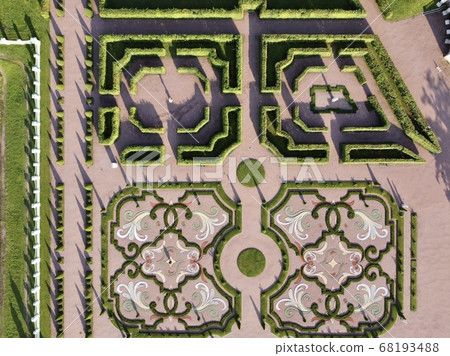 Palace and park ensemble "Oranienbaum". Garden top view in St. Petersburg. Palace and park ensemble "Oranienbaum". Garden top view in St. Petersburg. 68193488