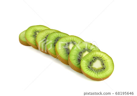 Slice of kiwi fruit isolated on white background 68195646