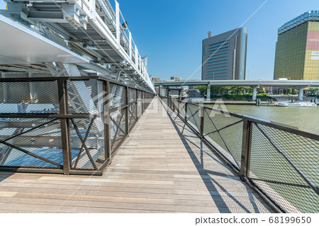 Cityscape of Tokyo Sumida River Walk and Sumida River Bridge 68199650