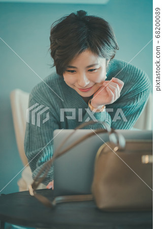 cafeteria, cafe, caffe 68200089