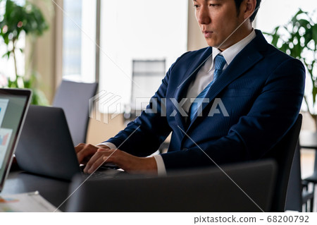 商務人士 商人 公司職員 68200792