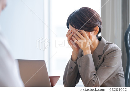 絕望的阿拉福女商人 68201022