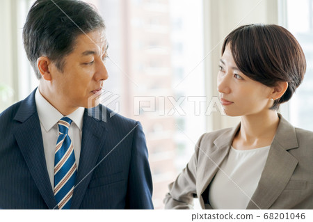business man, businessperson, employee 68201046