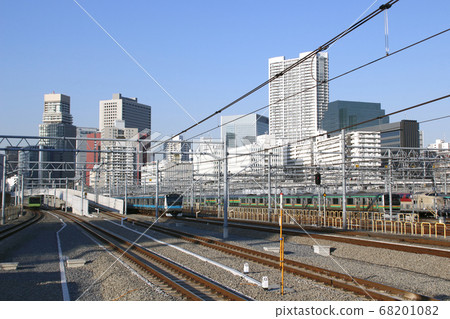 山手線/京濱東北線經過高輪門戶站 68201082