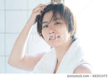 三十多歲的女人的早晨之美 68201475