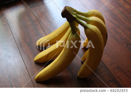 bunch banana 68202855
