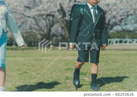 小學學生 小學生 書包 68203626