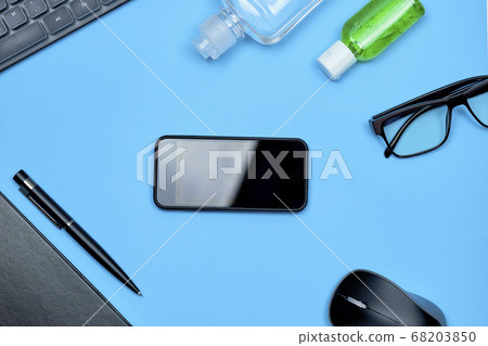 New realities of office worker due to coronavirus New realities of office worker due to coronavirus 68203850