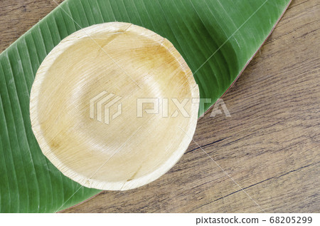 Cup from dried betel nut leaf palm, natural 68205299