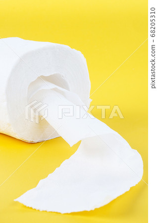 Tissue paper rolls. 68205310