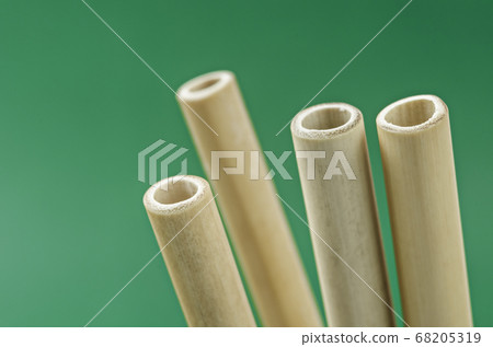 bamboo straw for drinking water. bamboo straw for drinking water. 68205319