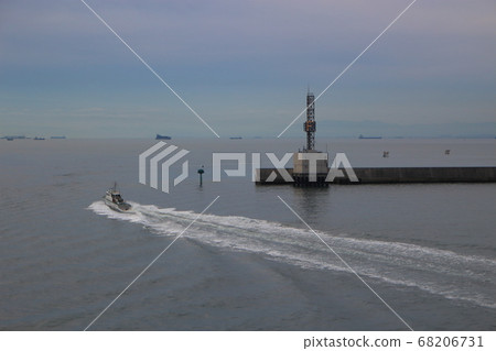 帶有海上控制信號的巡邏艇 帶有海上控制信號的巡邏艇 68206731