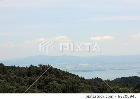 Scenery of Lake Biwa and cityscape of Otsu City, Shiga Prefecture [August] 68206943