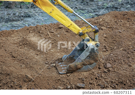 挖掘機 68207311