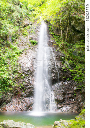 Hosawa Falls, Akigawa Valley, Tokyo, designated as one of Japan's 100 best waterfalls 68208739