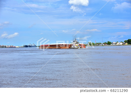 Mississippi River flooded by heavy rain Mississippi River flooded by heavy rain 68211290