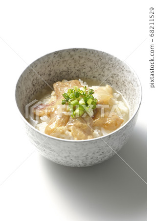 Ochazuke with red sea bream marinated in sesame miso sauce (white background) Ochazuke with red sea bream marinated in sesame miso sauce (white background) 68211529