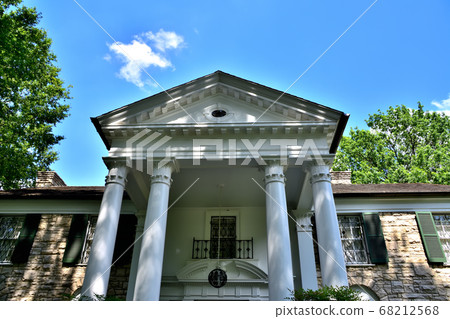 Memphis Graceland Museum 68212568