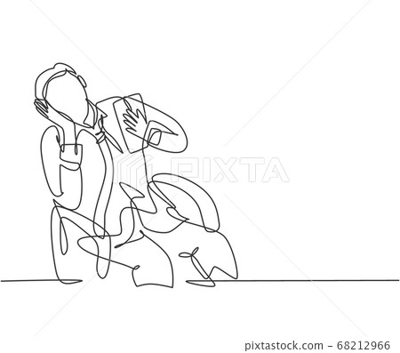 One Single Line Drawing Of Young Broken Heart Stock Illustration